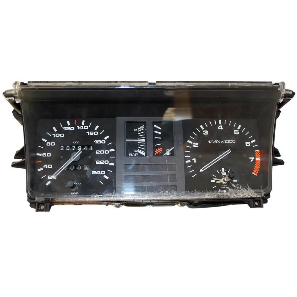 Audi 85 Urquattro mit Analog Tacho